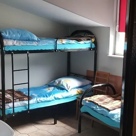 Marki Hostel *